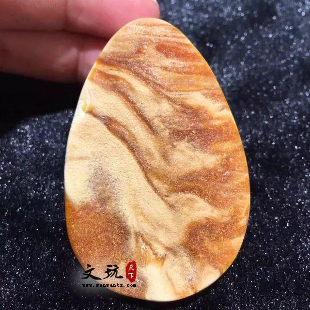 蜜蜡为何会有很多种颜色？什么颜色的蜜蜡成色好？-5