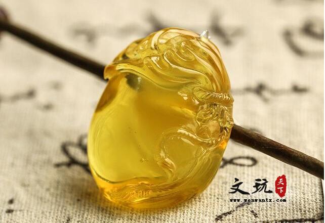 如何鉴定琥珀蜜蜡？琥珀蜜蜡鉴定真假的方法-2